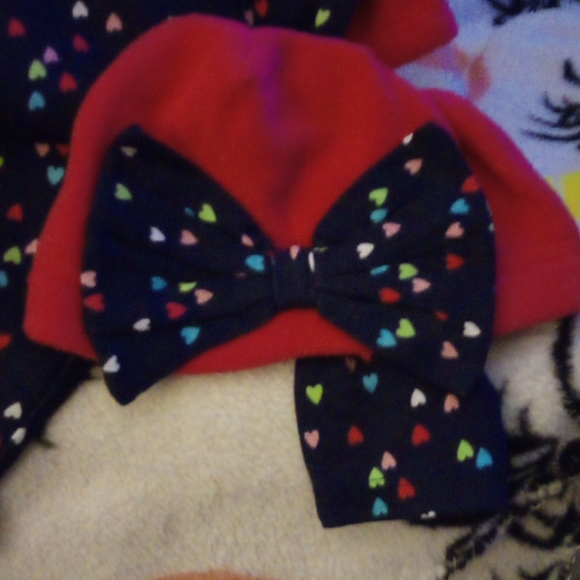 3 piece pink hey that's when I got the big bow - Picture 4 of 5